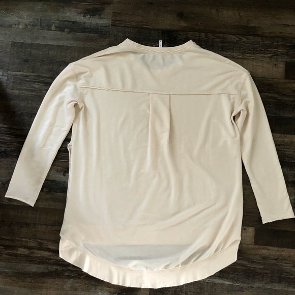 Z Supply High-Slit High-Low Long Sleeve Top XS Cream - Picture 2 of 9